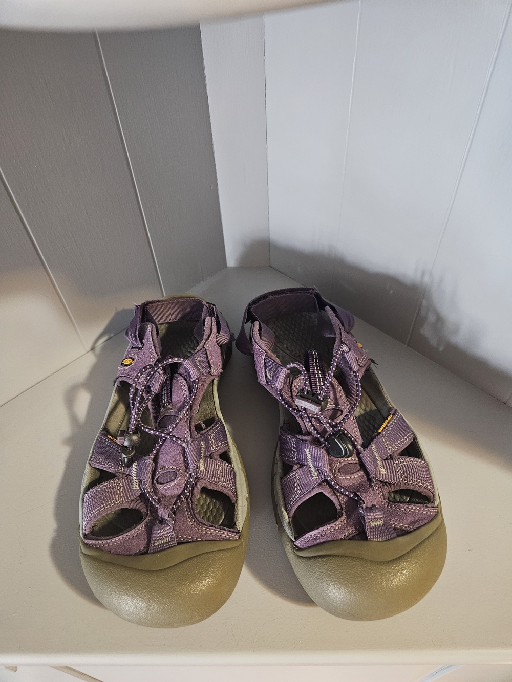 Keen Purple Outdoor Closed-Toe Sandals with Tan Soles (As-Is)